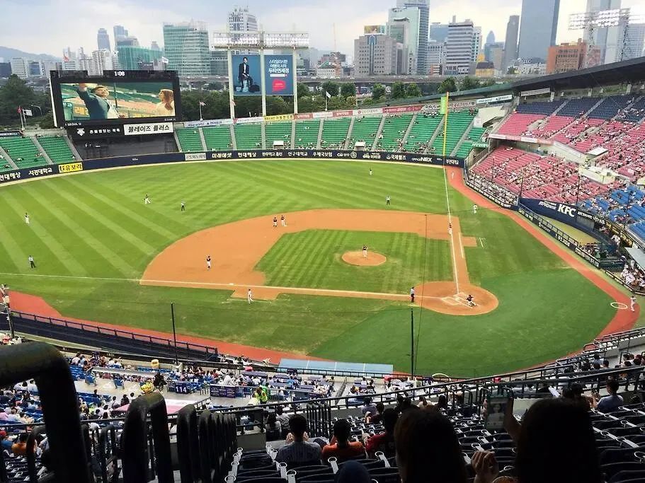 Station Area Accommodation, Jamsil, Gangnam, Room 1, Bed 3, Lotte World, Kspodome Seoul