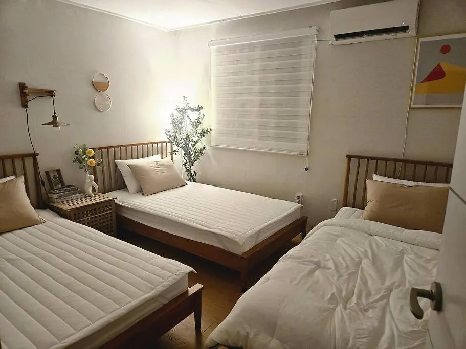 Station Area Accommodation, Jamsil, Gangnam, Room 1, Bed 3, Lotte World, Kspodome Seoul 0*,