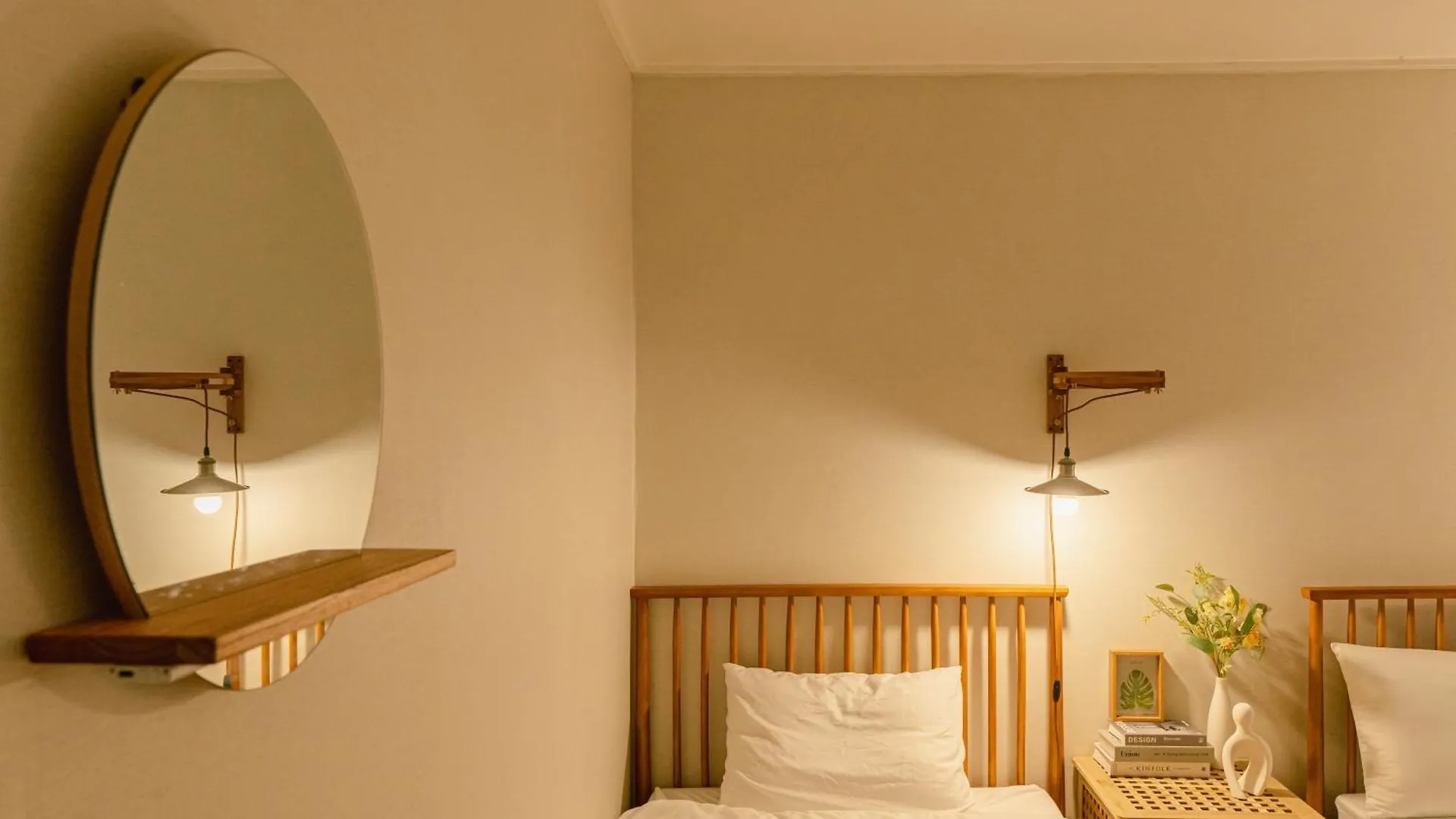Station Area Accommodation, Jamsil, Gangnam, Room 1, Bed 3, Lotte World, Kspodome Seoul Villa